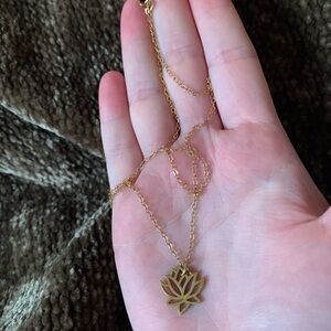 Payton Jewelry Gold Lotus Pedant Necklace